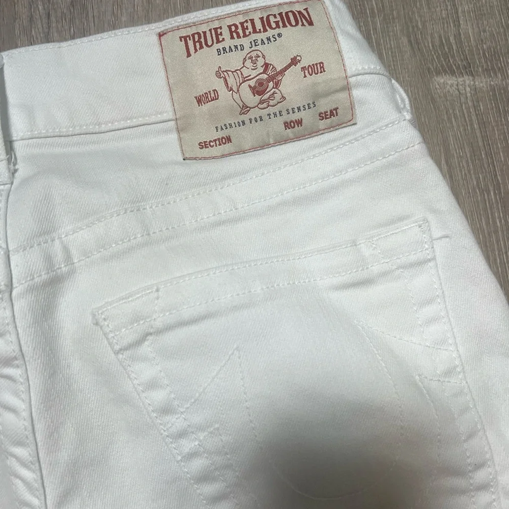 True‎ Religion Rocco Relaxed Skinny White Jeans- 30